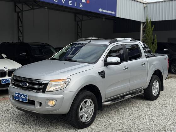 FORD RANGER 3.2 XLT 4X4 CD 20V DIESEL 4P AUTOMÁTICO